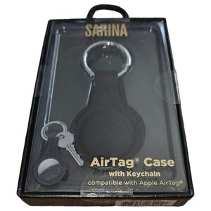 NWT Sarina Apple Airtag Case W/ Keychain